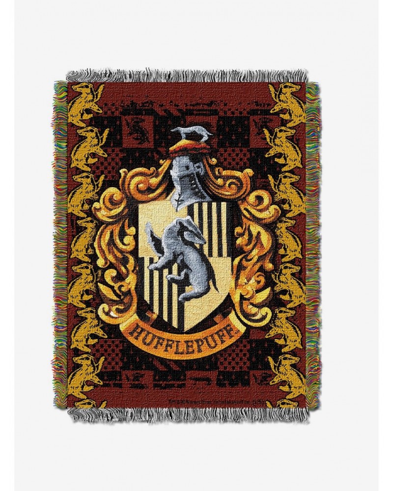 Harry Potter Hufflepuff Crest Tapestry Throw $17.59 Throws